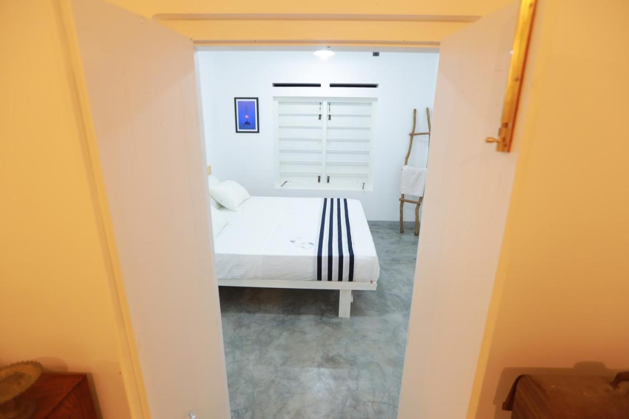 Hotel Mahagedara Dikwella Extérieur photo